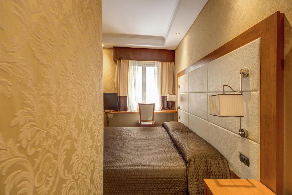 939 Hotel Róma Kültér fotó